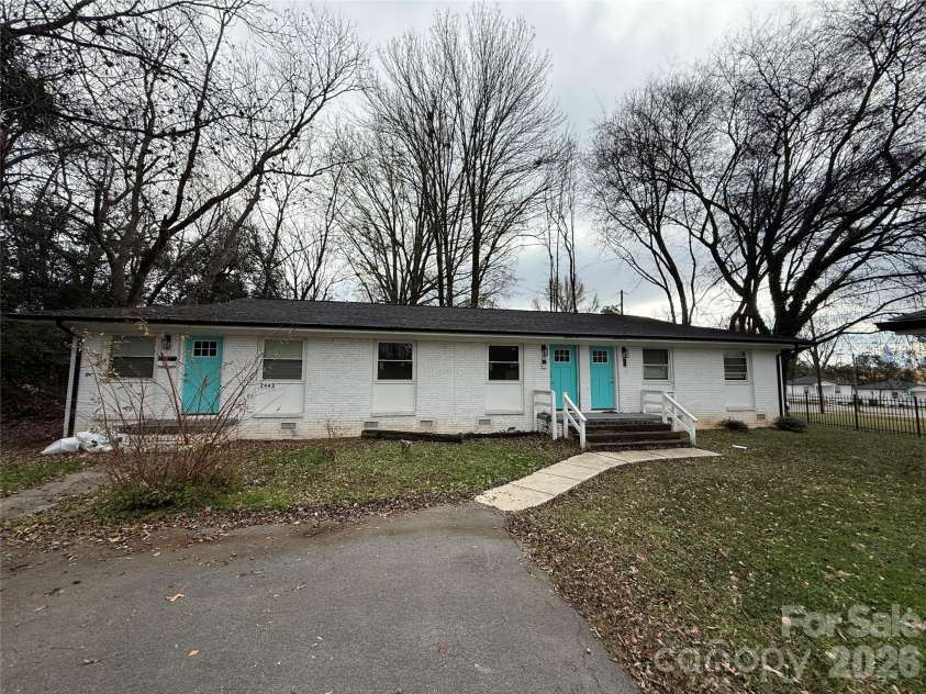 2445 Julia Avenue, Charlotte, NC 28206.  MLS# CAR4340022, YatesRealty ID 3559. 