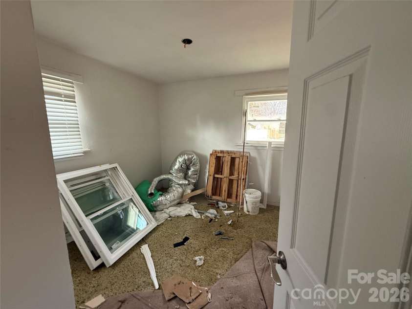 2445 Julia Avenue, Charlotte, NC 28206.  MLS# CAR4340022, YatesRealty ID 3559. 