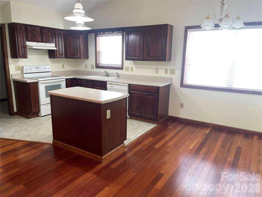 118 Whitewater Drive, Maggie Valley, NC 28751.  MLS# CAR4401727, YatesRealty ID 35590. 