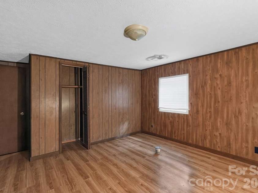 4494 Market Street, Loris, SC 29569.  MLS# CAR4401749, YatesRealty ID 35594. 