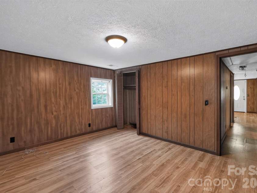 4494 Market Street, Loris, SC 29569.  MLS# CAR4401749, YatesRealty ID 35594. 