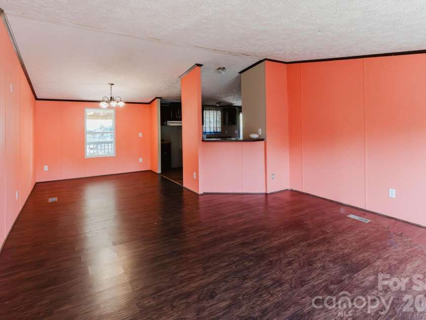 308 Forest Hollow Drive, Statesville, NC 28677.  MLS# CAR4401408, YatesRealty ID 35595. 