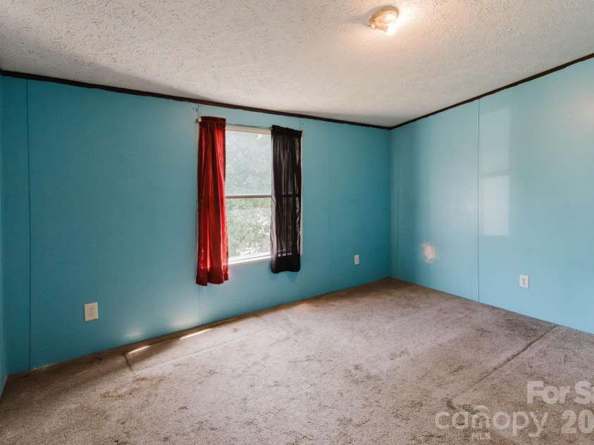 308 Forest Hollow Drive, Statesville, NC 28677.  MLS# CAR4401408, YatesRealty ID 35595. 
