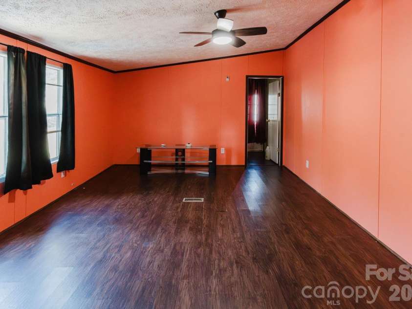 308 Forest Hollow Drive, Statesville, NC 28677.  MLS# CAR4401408, YatesRealty ID 35595. 