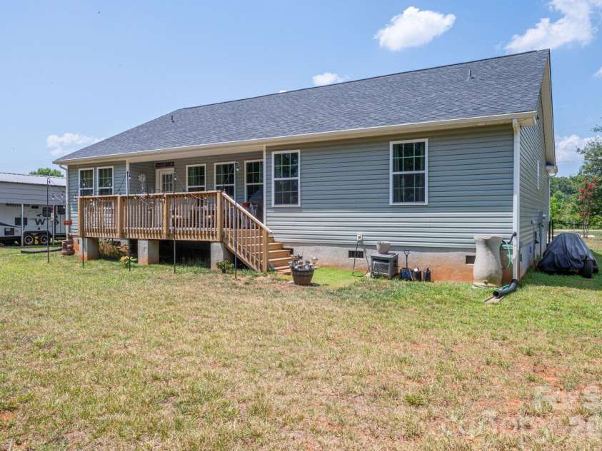 4164 Olivers Cross Road, Newton, NC 28658.  MLS# CAR4401217, YatesRealty ID 35597. 