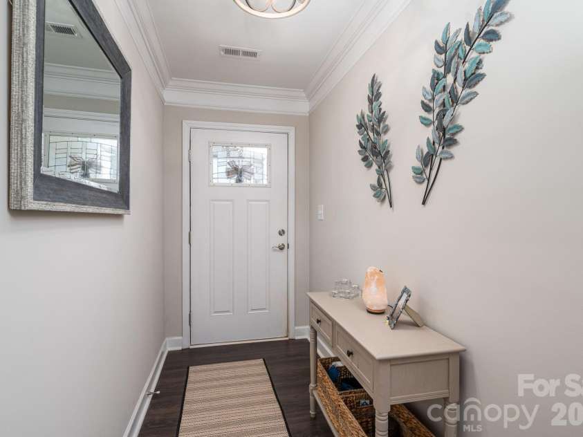 4164 Olivers Cross Road, Newton, NC 28658.  MLS# CAR4401217, YatesRealty ID 35597. Entry Hall