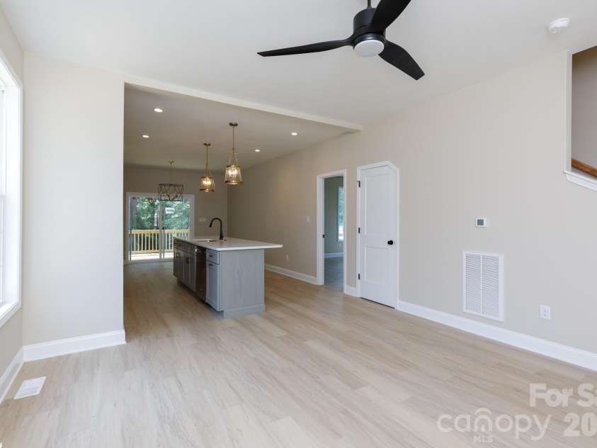 579 Trexler Lane, Rock Hill, SC 29732.  MLS# CAR4401741, YatesRealty ID 35598. 