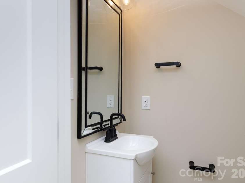 579 Trexler Lane, Rock Hill, SC 29732.  MLS# CAR4401741, YatesRealty ID 35598. 