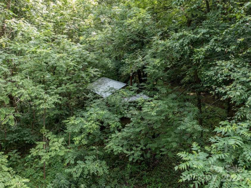 1001 Mountain Glen Road, Canton, NC 28716.  MLS# CAR4172455, YatesRealty ID 356. 