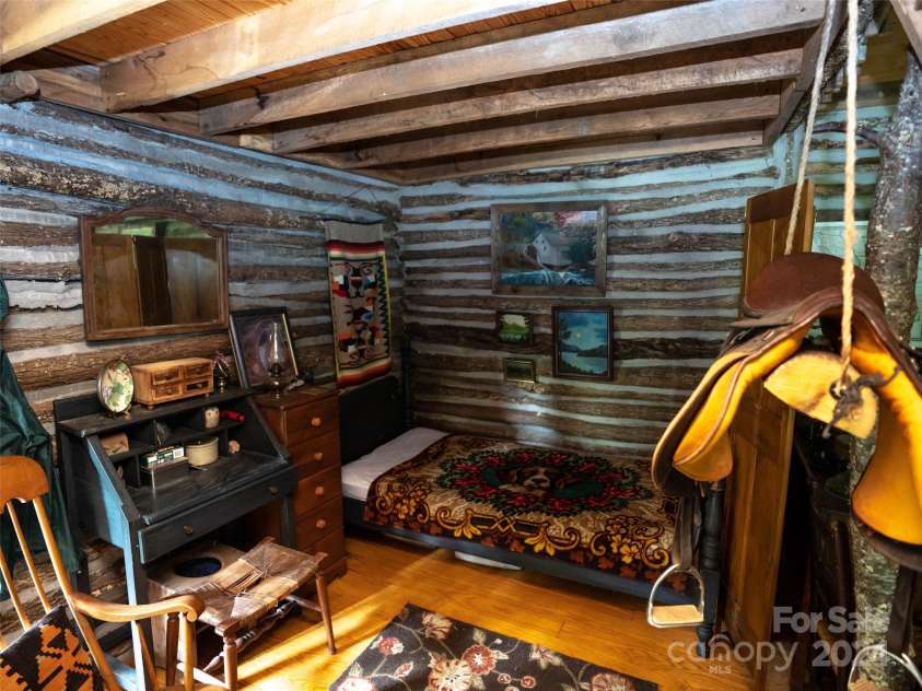 1001 Mountain Glen Road, Canton, NC 28716.  MLS# CAR4172455, YatesRealty ID 356. 