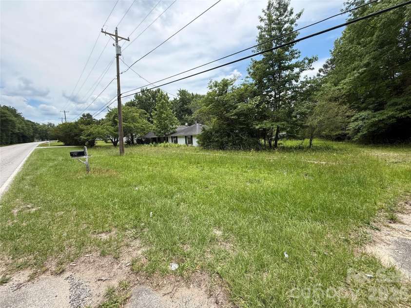 6542 Highway 341 Highway, Kershaw, SC 29067.  MLS# CAR4401197, YatesRealty ID 35601. 