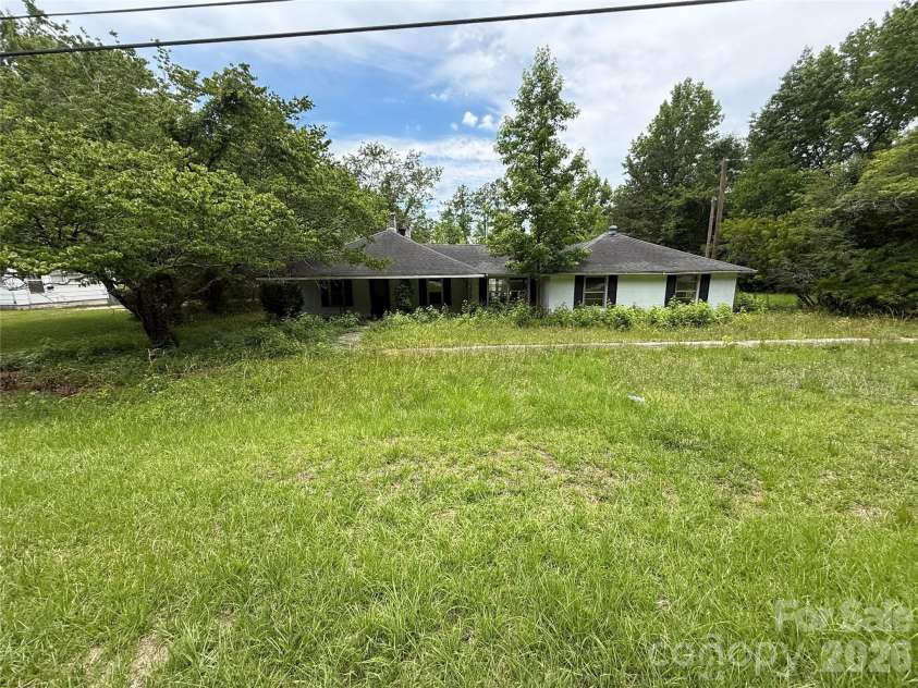 6542 Highway 341 Highway, Kershaw, SC 29067.  MLS# CAR4401197, YatesRealty ID 35601. 
