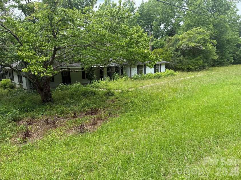 6542 Highway 341 Highway, Kershaw, SC 29067.  MLS# CAR4401197, YatesRealty ID 35601. 