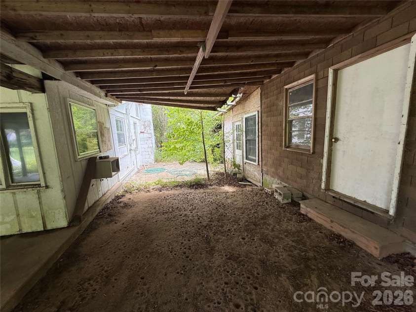 6542 Highway 341 Highway, Kershaw, SC 29067.  MLS# CAR4401197, YatesRealty ID 35601. 