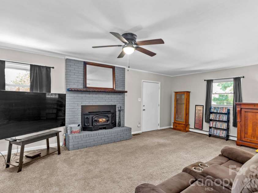 320 Miller Drive, Salisbury, NC 28146.  MLS# CAR4401563, YatesRealty ID 35602. 