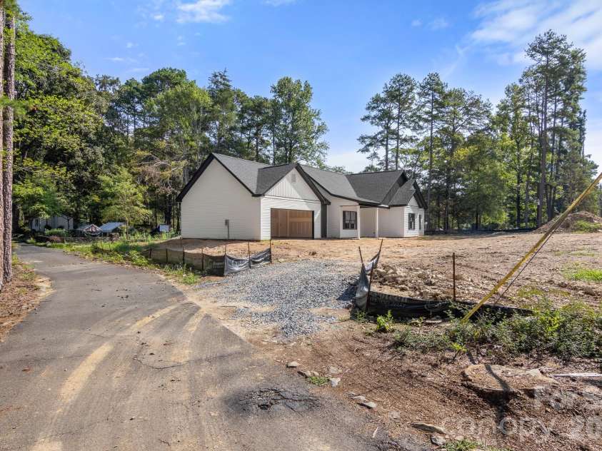 816 Winding Brook Road, Monroe, NC 28112.  MLS# CAR4401503, YatesRealty ID 35605. Current Status as of 8-19-26.