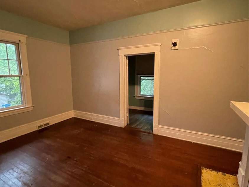 530 Council Street, Salisbury, NC 28144.  MLS# CAR4401867, YatesRealty ID 35608. 