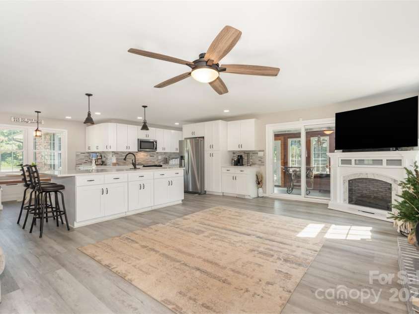 197 Sain Road, Statesville, NC 28625.  MLS# CAR4283680, YatesRealty ID 35609. 