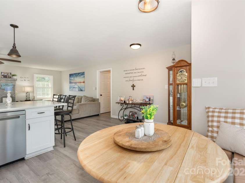 197 Sain Road, Statesville, NC 28625.  MLS# CAR4294744, YatesRealty ID 35609. 