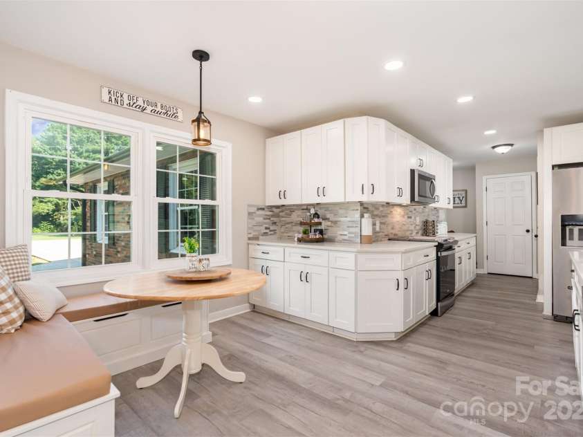 197 Sain Road, Statesville, NC 28625.  MLS# CAR4294744, YatesRealty ID 35609. 