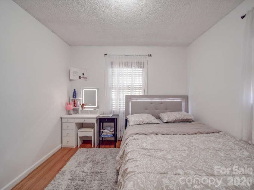 6820 Elm Forest Drive, Charlotte, NC 28212.  MLS# CAR4350632, YatesRealty ID 3561. Bed room 2