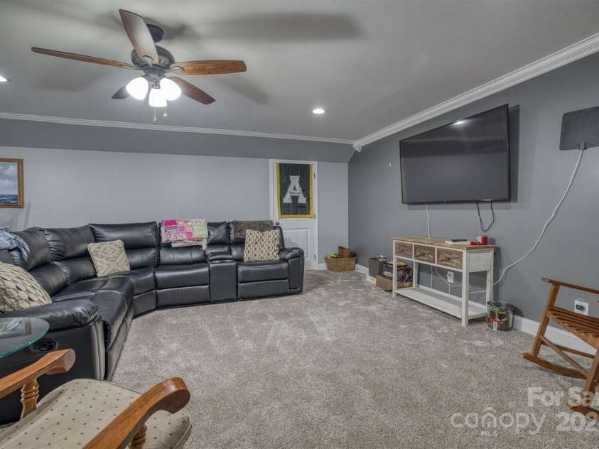 7838 Oren Stephens Road, Hickory, NC 28602.  MLS# CAR4208247, YatesRealty ID 3561. Bonus room