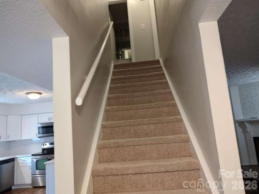 8510 Castle Pine Court, Charlotte, NC 28226.  MLS# CAR4333747, YatesRealty ID 3561. 