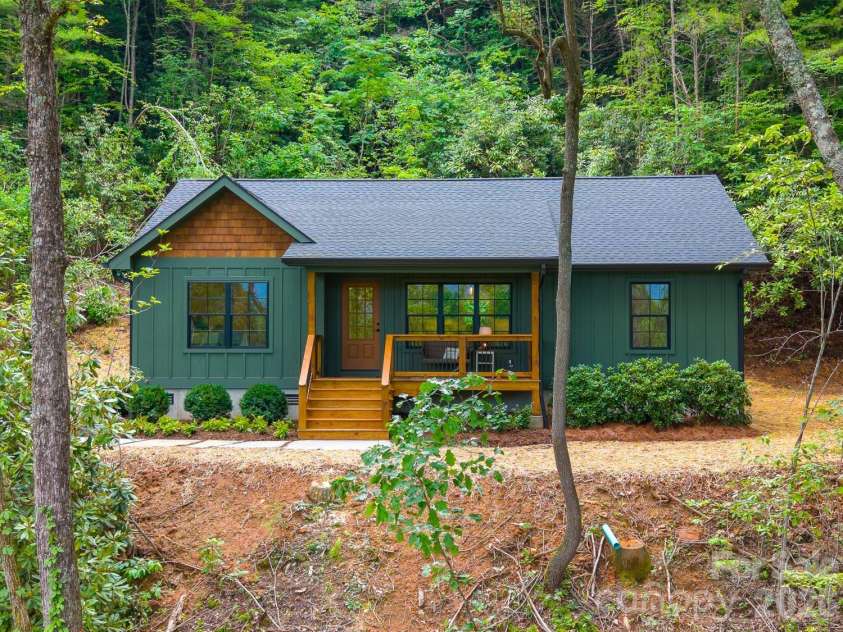 264 Westridge Road, Sylva, NC 28779.  MLS# CAR4401909, YatesRealty ID 35612. 