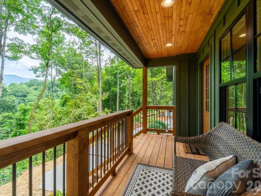 264 Westridge Road, Sylva, NC 28779.  MLS# CAR4401909, YatesRealty ID 35612. 