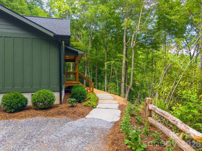 264 Westridge Road, Sylva, NC 28779.  MLS# CAR4401909, YatesRealty ID 35612. 