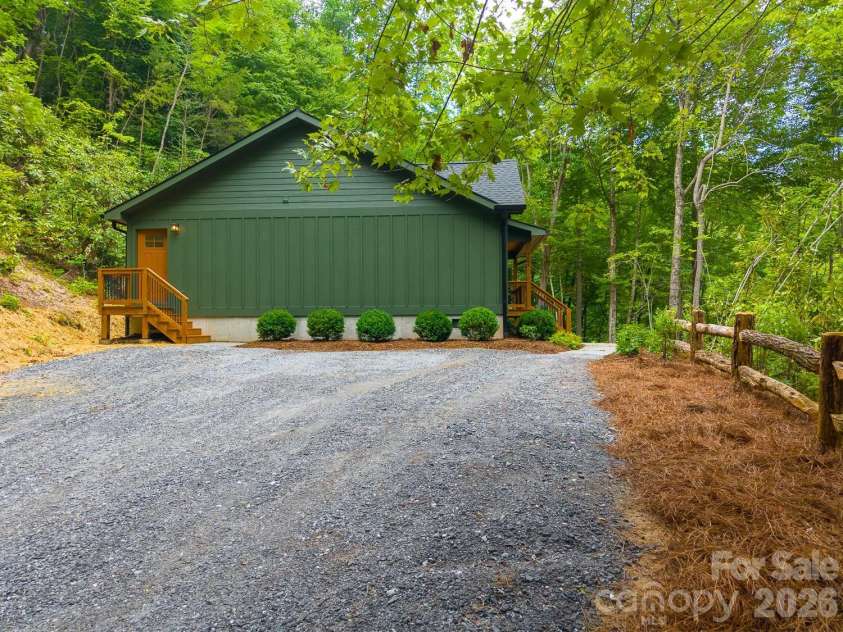 264 Westridge Road, Sylva, NC 28779.  MLS# CAR4401909, YatesRealty ID 35612. 