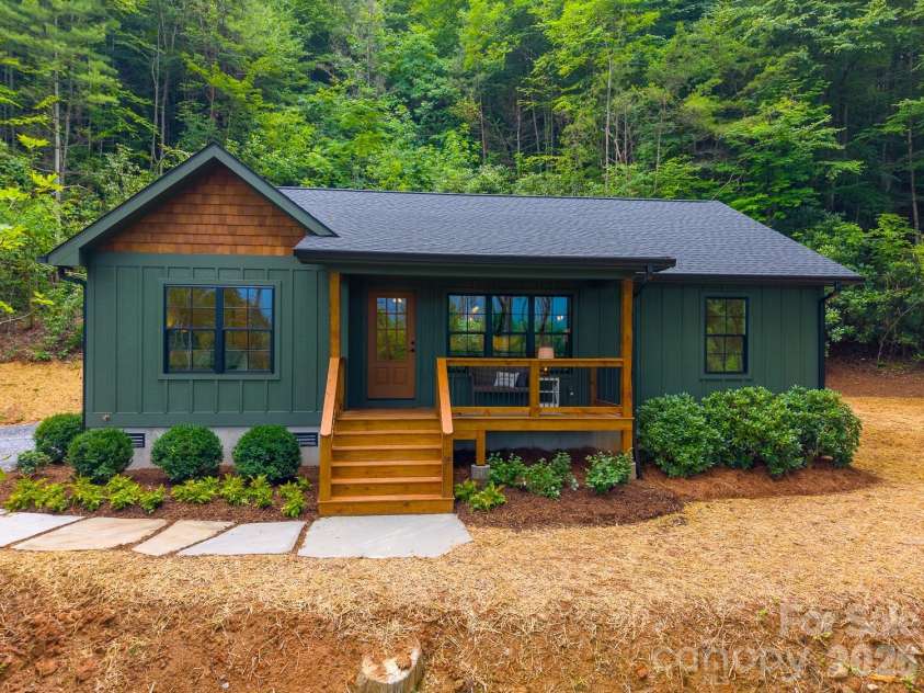 264 Westridge Road, Sylva, NC 28779.  MLS# CAR4401909, YatesRealty ID 35612. 