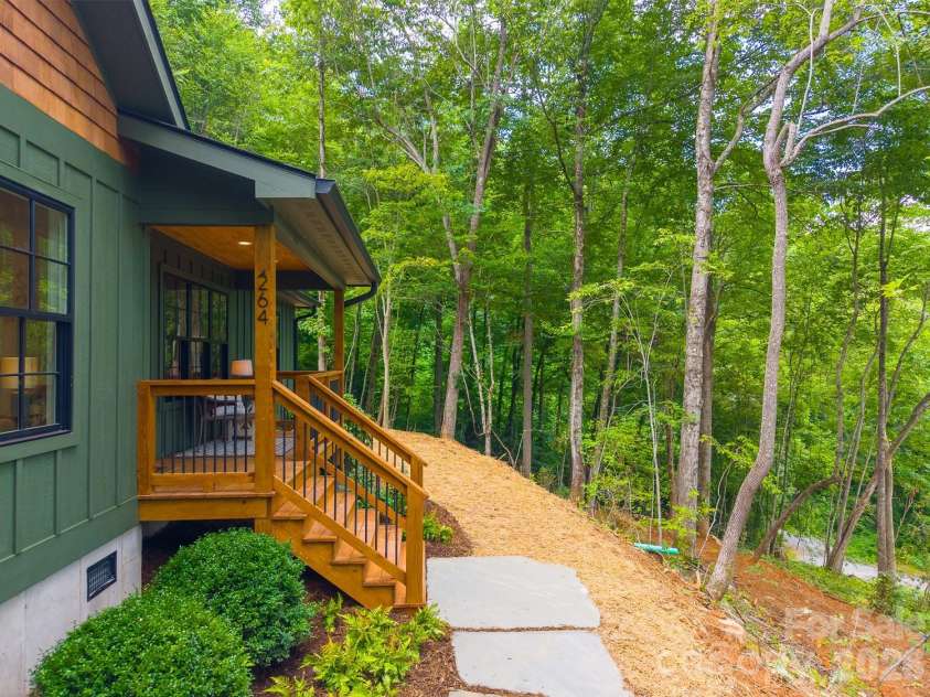 264 Westridge Road, Sylva, NC 28779.  MLS# CAR4401909, YatesRealty ID 35612. 