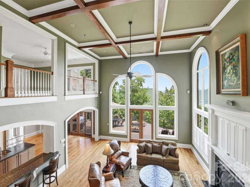 106 Coyote Ridge, Maggie Valley, NC 28751.  MLS# CAR4401502, YatesRealty ID 35614. 