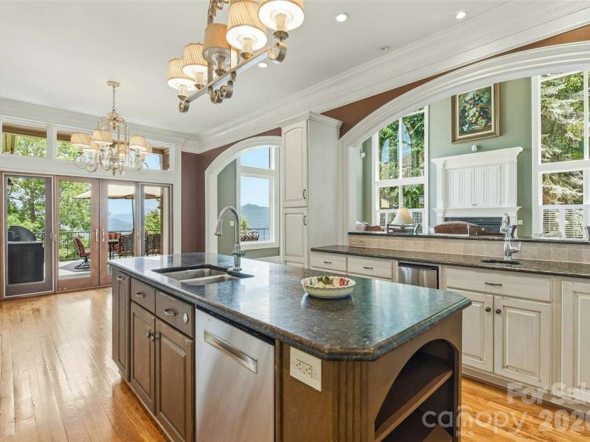 106 Coyote Ridge, Maggie Valley, NC 28751.  MLS# CAR4401502, YatesRealty ID 35614. 