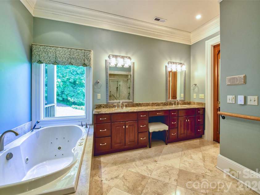 106 Coyote Ridge, Maggie Valley, NC 28751.  MLS# CAR4401502, YatesRealty ID 35614. 
