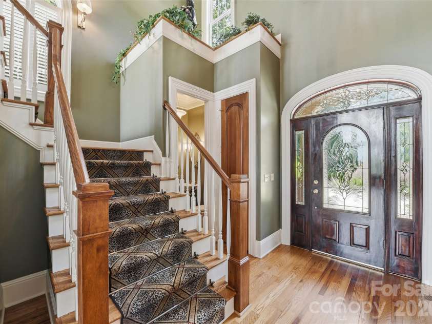 106 Coyote Ridge, Maggie Valley, NC 28751.  MLS# CAR4401502, YatesRealty ID 35614. 