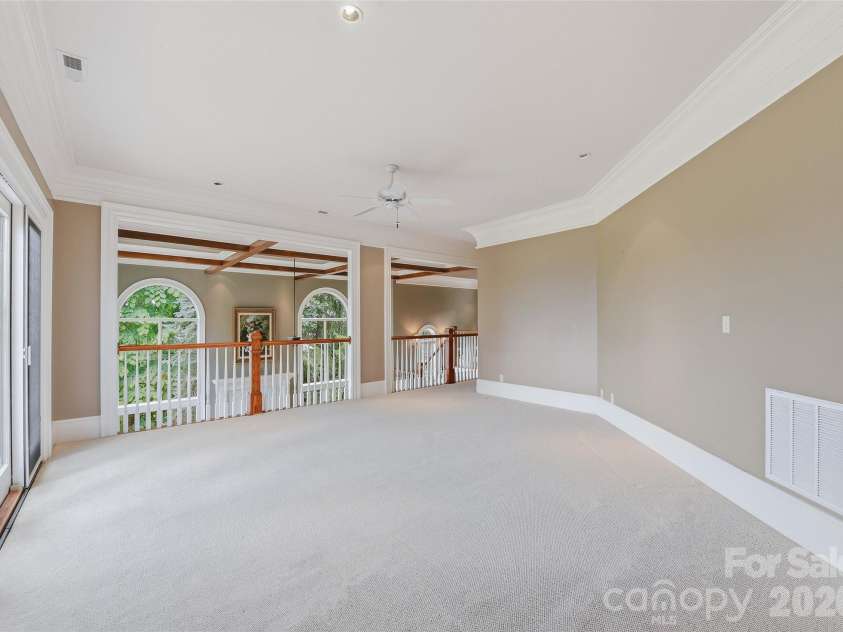 106 Coyote Ridge, Maggie Valley, NC 28751.  MLS# CAR4401502, YatesRealty ID 35614. 