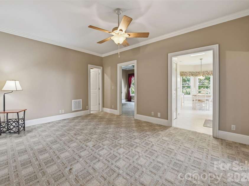 106 Coyote Ridge, Maggie Valley, NC 28751.  MLS# CAR4401502, YatesRealty ID 35614. 