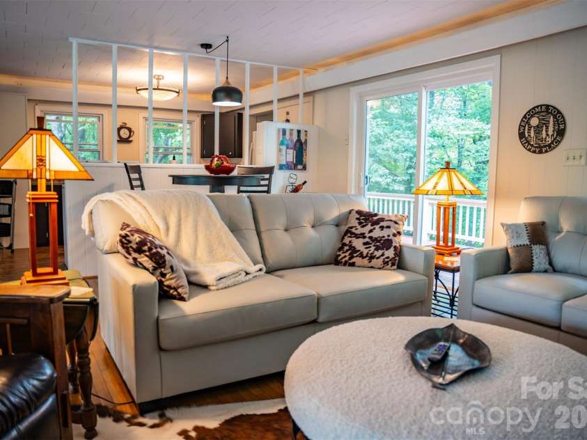 1967 Mckinney Mine Road, Spruce Pine, NC 28777.  MLS# CAR4401580, YatesRealty ID 35617. 