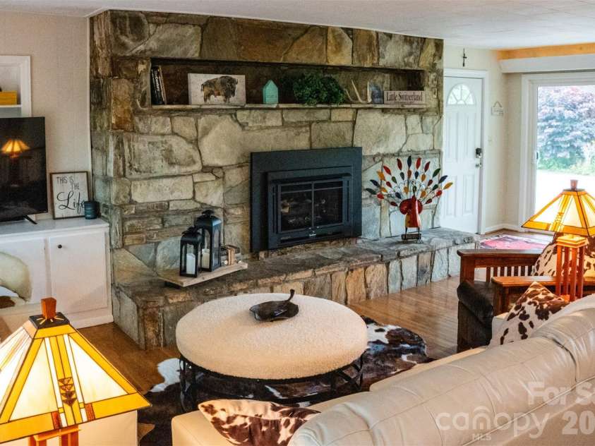 1967 Mckinney Mine Road, Spruce Pine, NC 28777.  MLS# CAR4401580, YatesRealty ID 35617. 