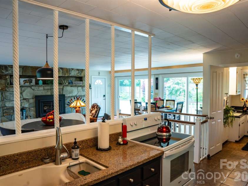 1967 Mckinney Mine Road, Spruce Pine, NC 28777.  MLS# CAR4401580, YatesRealty ID 35617. 