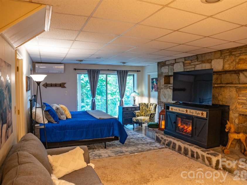 1967 Mckinney Mine Road, Spruce Pine, NC 28777.  MLS# CAR4401580, YatesRealty ID 35617. 