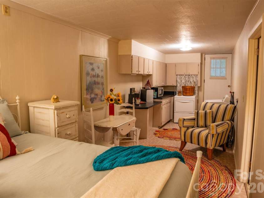 1967 Mckinney Mine Road, Spruce Pine, NC 28777.  MLS# CAR4401580, YatesRealty ID 35617. 