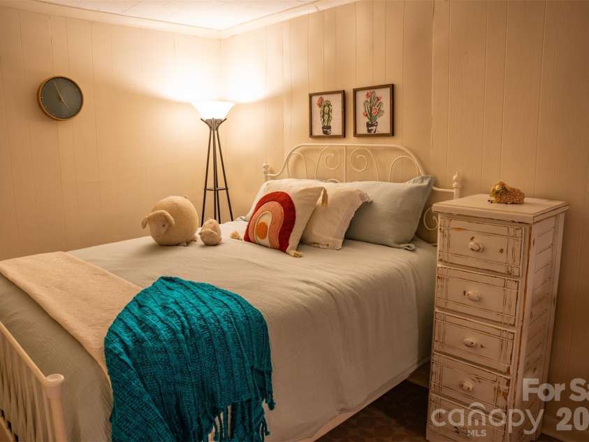 1967 Mckinney Mine Road, Spruce Pine, NC 28777.  MLS# CAR4401580, YatesRealty ID 35617. 