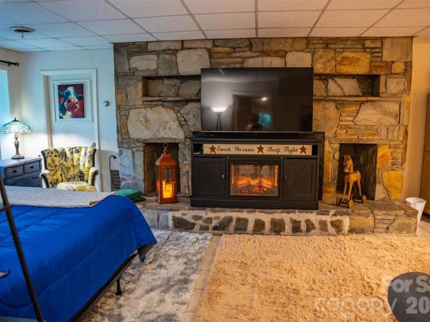 1967 Mckinney Mine Road, Spruce Pine, NC 28777.  MLS# CAR4401580, YatesRealty ID 35617. 