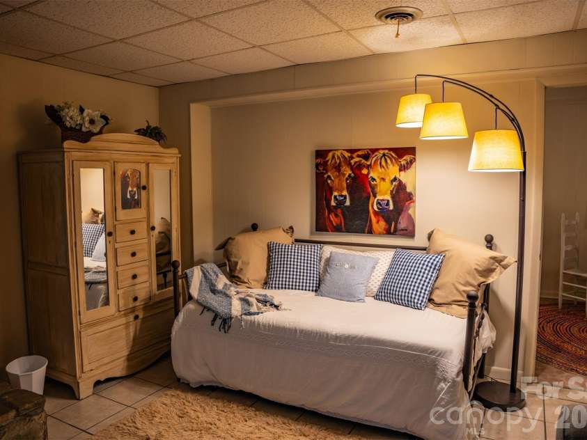 1967 Mckinney Mine Road, Spruce Pine, NC 28777.  MLS# CAR4401580, YatesRealty ID 35617. 
