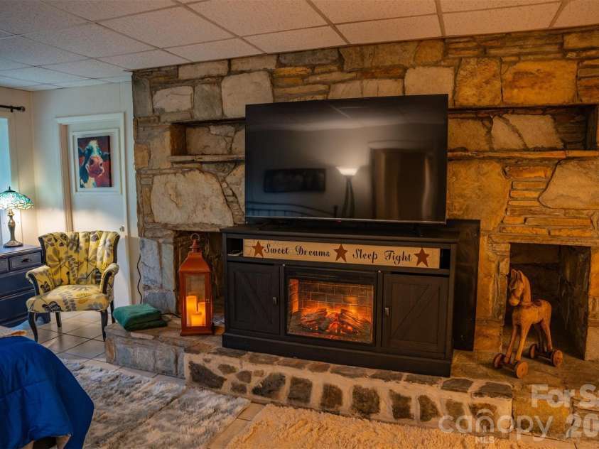 1967 Mckinney Mine Road, Spruce Pine, NC 28777.  MLS# CAR4401580, YatesRealty ID 35617. 