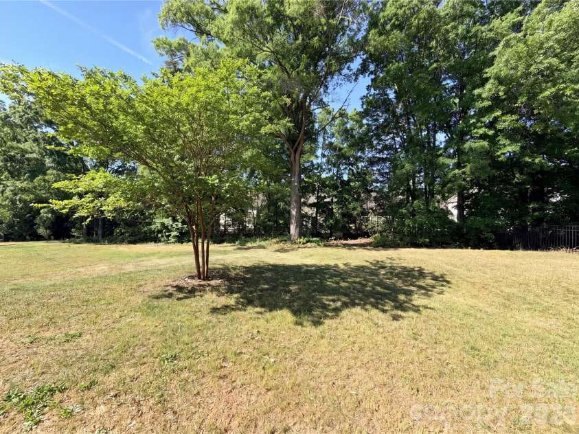 1908 Cantrell Court, Matthews, NC 28104.  MLS# CAR4401557, YatesRealty ID 35619. 
