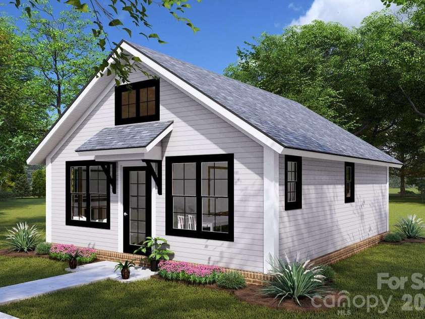 133 River Village Drive, Marion, NC 28752.  MLS# CAR4399311, YatesRealty ID 35620. 